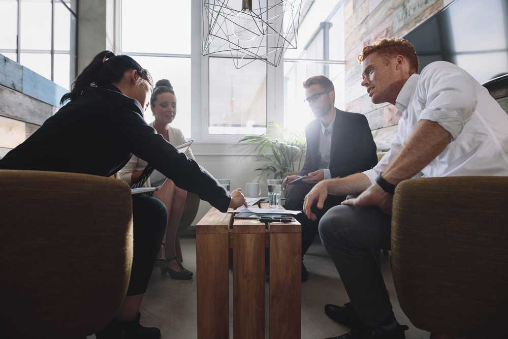 Zákazníci, partneři nebo kolegové? Propojte LinkedIn s Office 365 a poznejte je lépe.